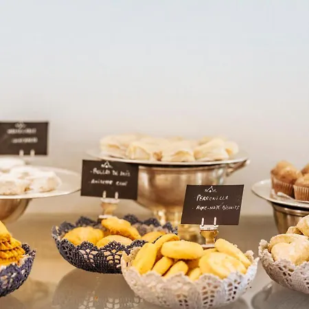 梅里达旅馆 4* 梅里达