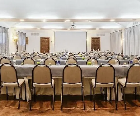 Hotel De 4*