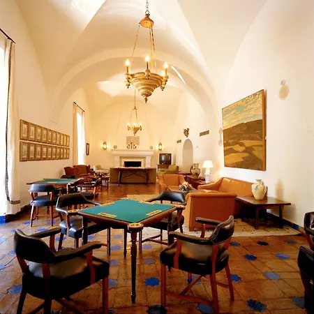 Hotel De 4*